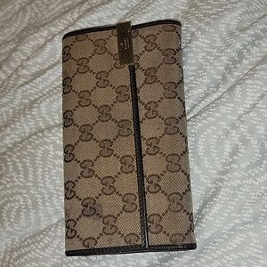 GUCCI Monogram WALLET